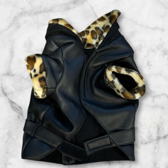 ✅Dog Faux Leather Jacket with Leopard Fur Trim - Picture 3 of 11